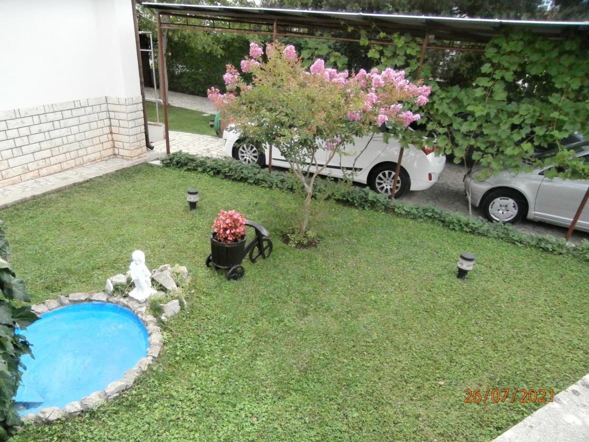 Apartments Mira Krk Krk Town Exterior photo