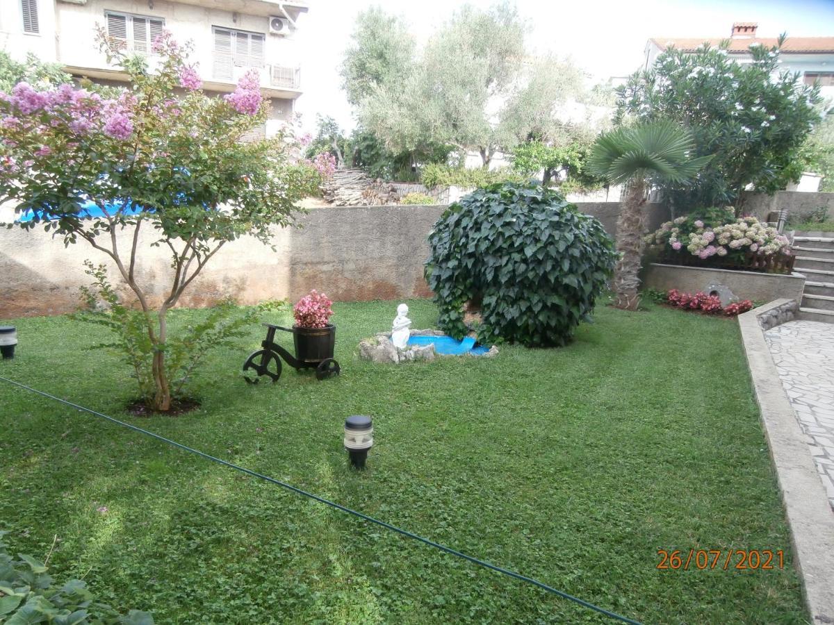 Apartments Mira Krk Krk Town Exterior photo