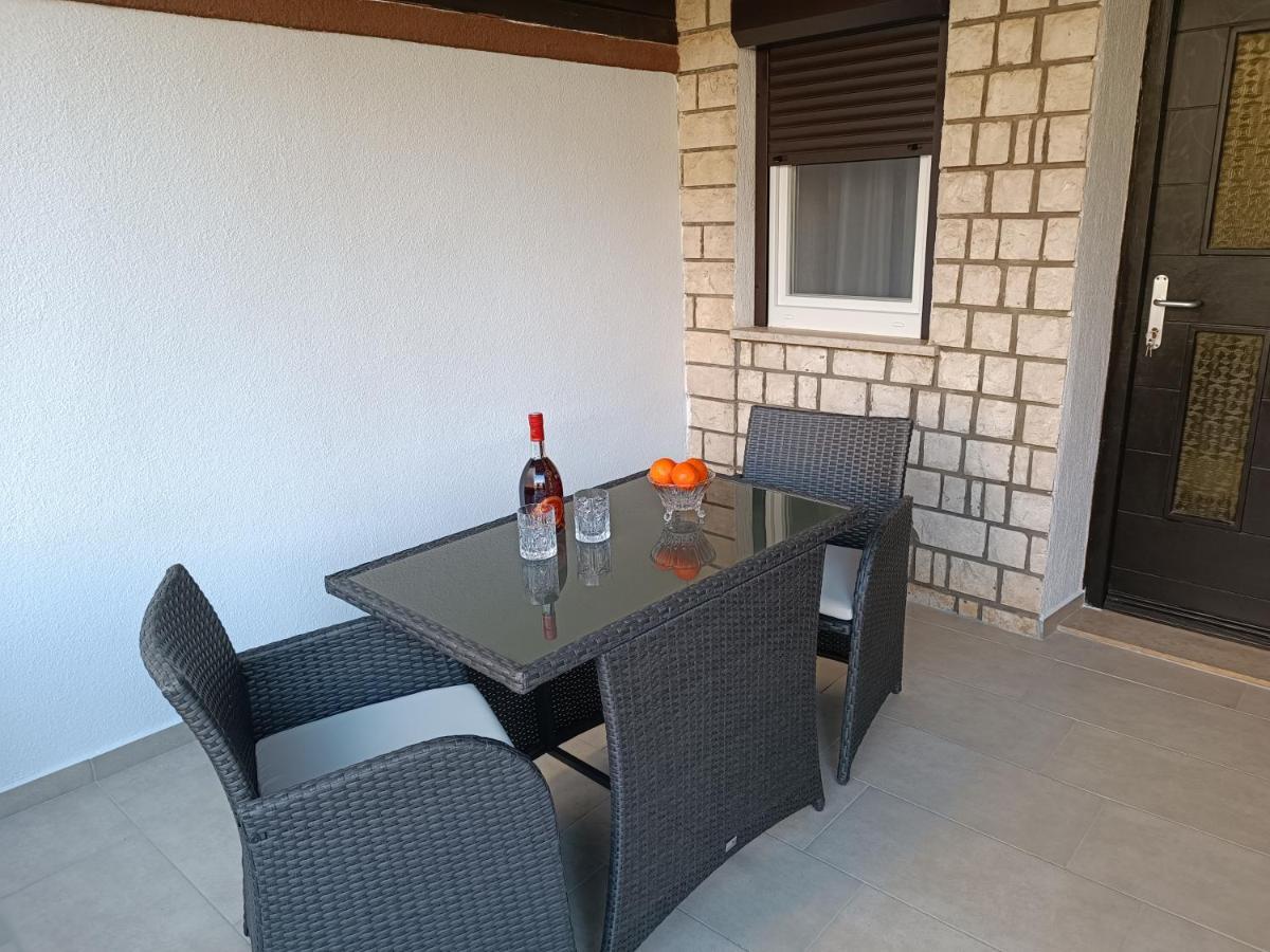 Apartments Mira Krk Krk Town Exterior photo